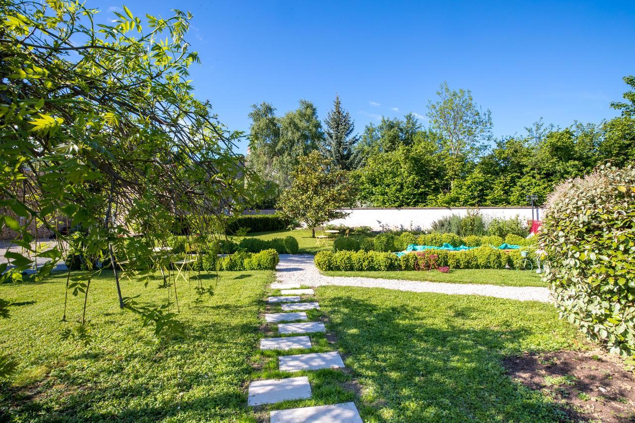 Bed and Breakfast Le Mariecalou Meloisey Esterno foto